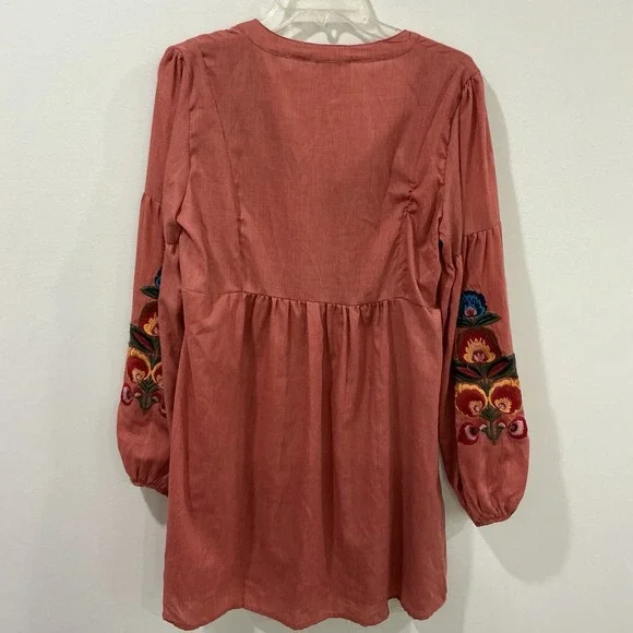 Umgee Embroidered Tunic Top Womens Sz M Rust Floral Boho Flowy Tassel Peasant - Picture 2 of 6